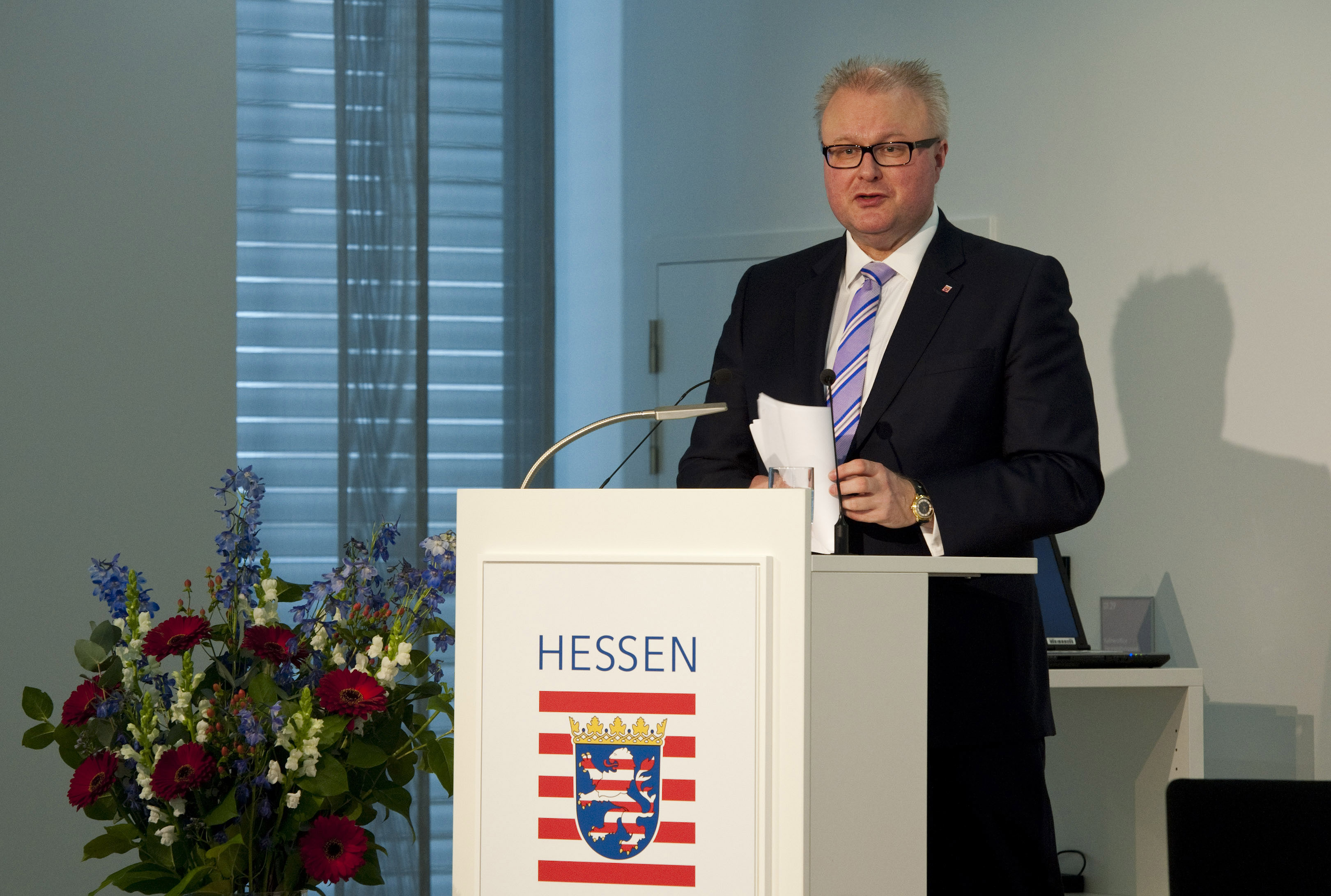 Bruessel - Belgien, 11. Februar 2014 -- â??EPSAS (European Public Sector Accounting Standards) â?? die Zukunft des öffentlichen Rechnungswesens?â?? Eine Podiumsveranstaltung des Hessischen Ministeriums der Finanzen in der Vertretung des Landes Hessen bei der Europäischen Union; hier, Dr. Thomas Schäfer, Hessischer Minister der Finanzen -- Photo: © HorstWagner.eu / LV Hessen